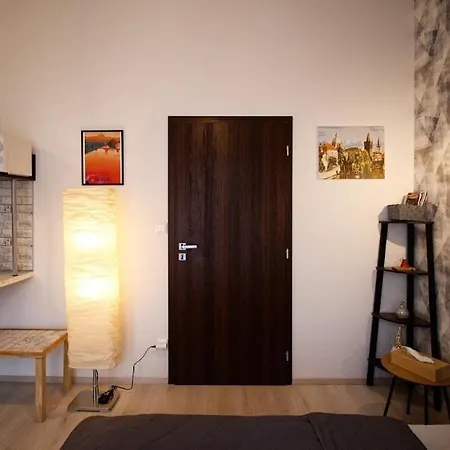 Snajder Apartment, 15min To Old Centre, Self-check In, Free Wifi Appartement Prague