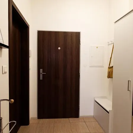 Snajder Apartment, 15min To Old Centre, Self-check In, Free Wifi