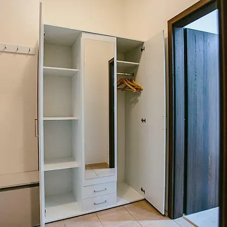 Snajder Apartment, 15min To Old Centre, Self-check In, Free Wifi